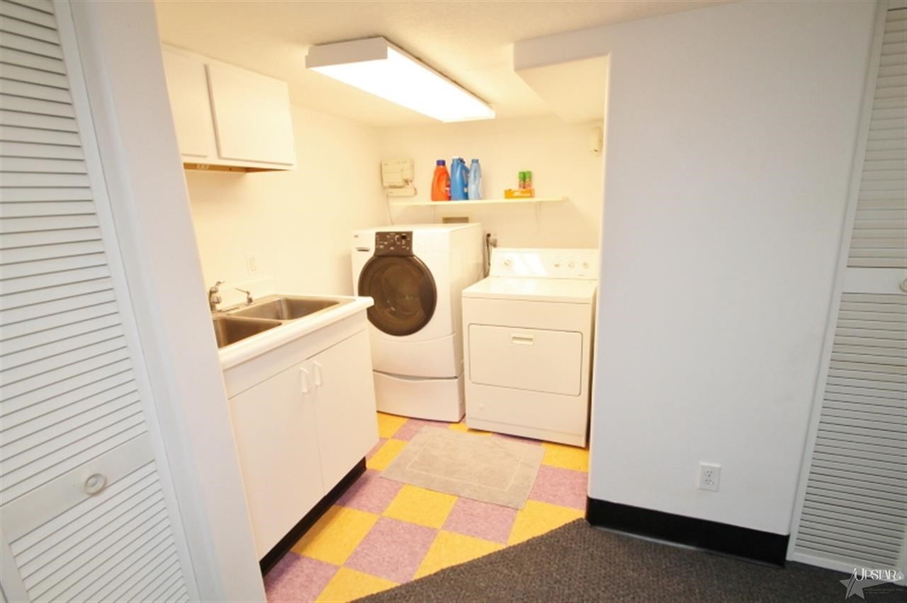 4401 Pembroke Ln, Fort Wayne, IN 46807 photo 30