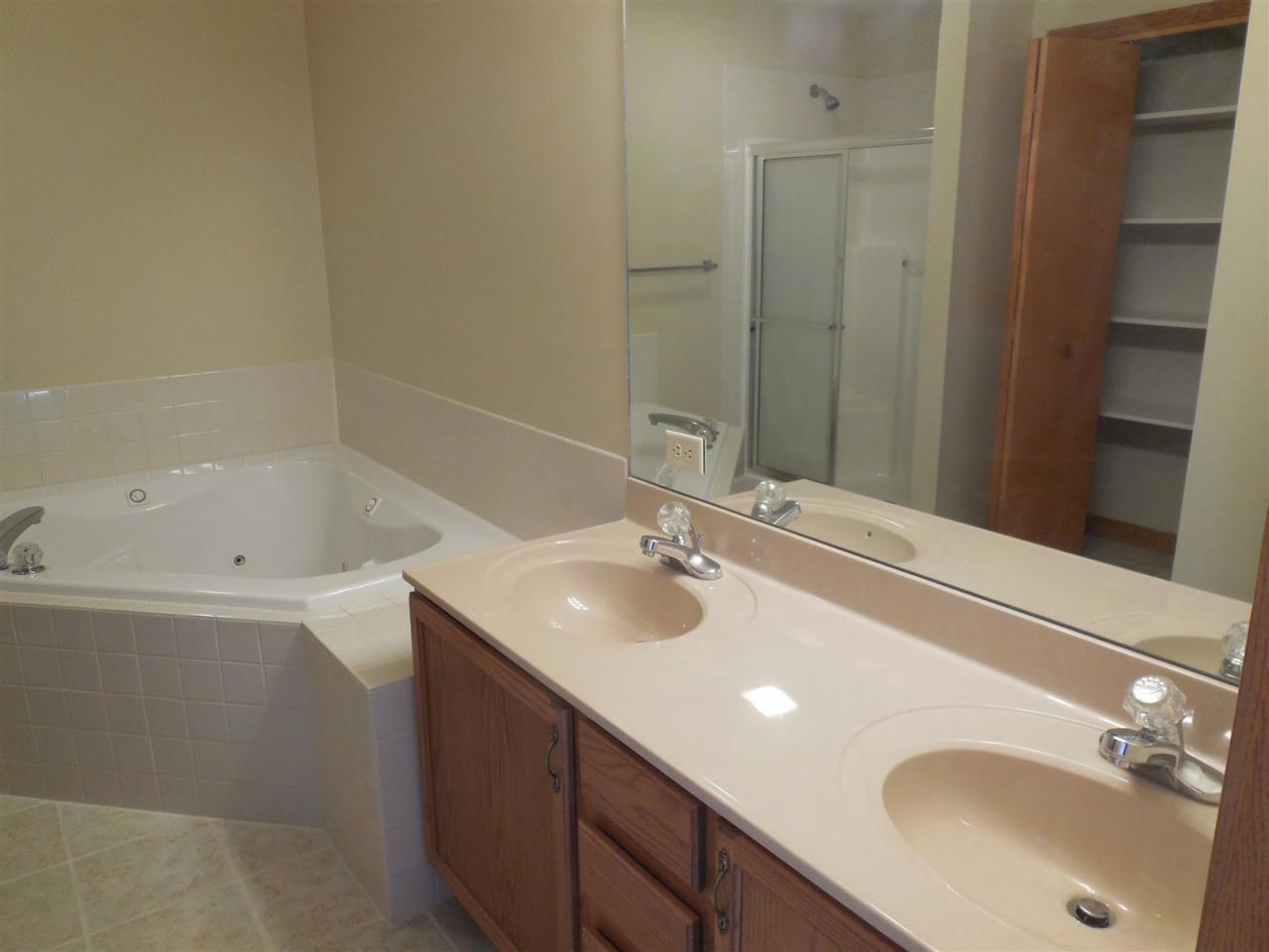705 Roland Ct, South Bend, IN 46601 photo 12