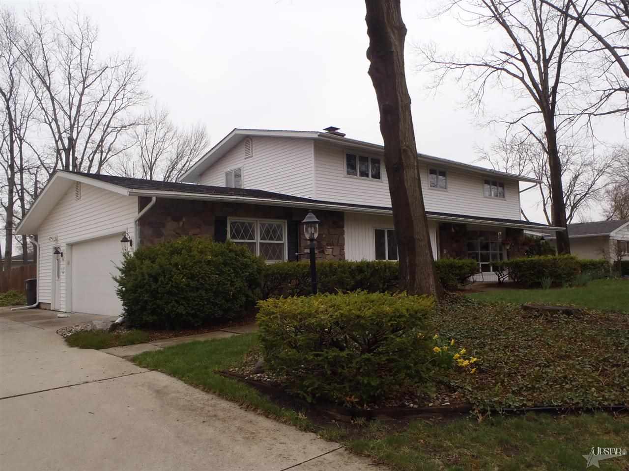5616 Northcrest Dr, Fort Wayne, IN 46825 photo 6