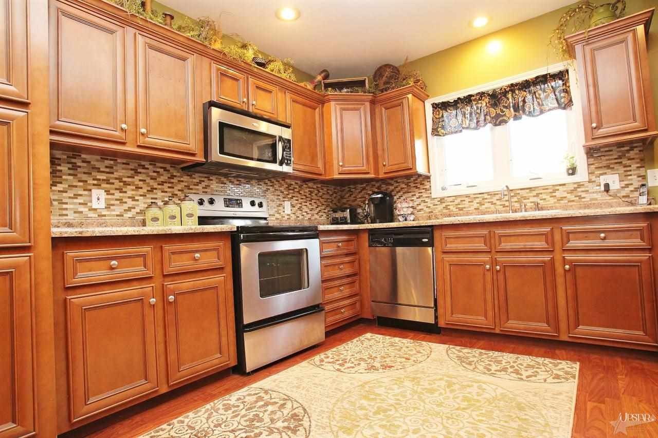 307 E Hazel St, Albion, IN 46701 photo 5