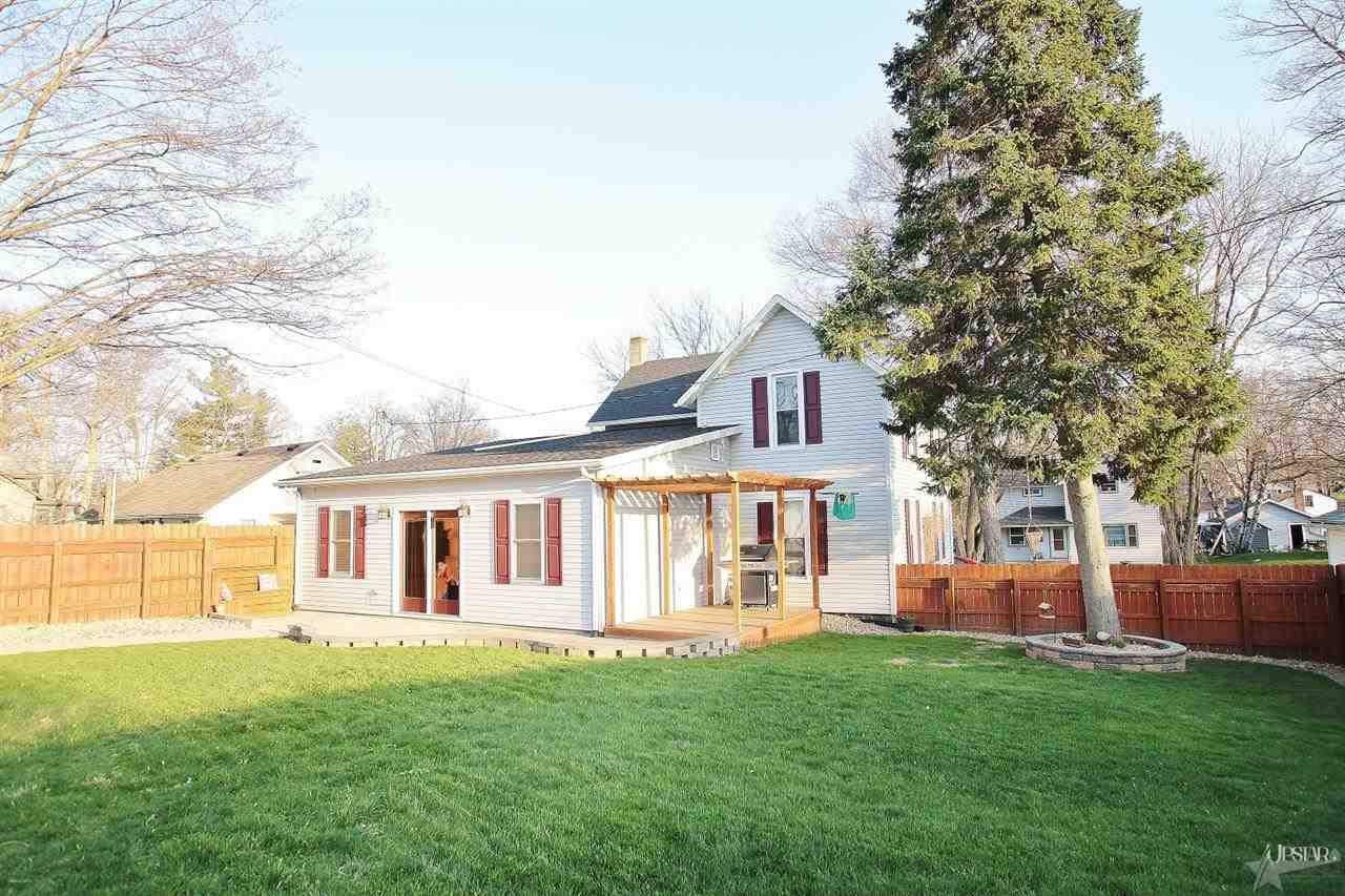 307 E Hazel St, Albion, IN 46701 photo 16