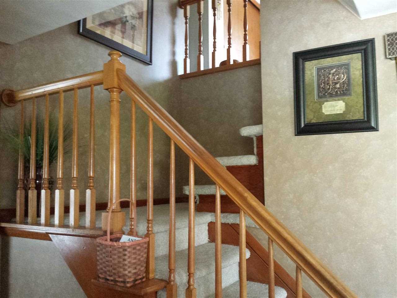 421 N Wilson St, Fairmount, IN 46928 photo 12