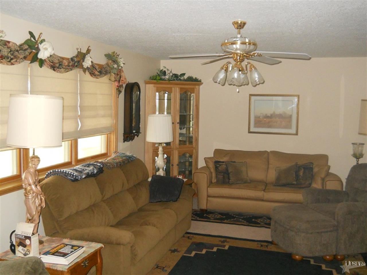524 Adams St, Decatur, IN 46733 photo 11
