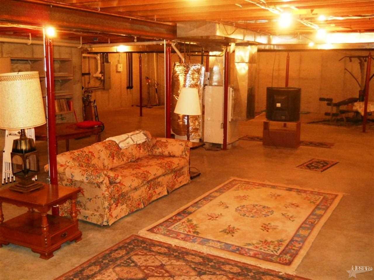 524 Adams St, Decatur, IN 46733 photo 19
