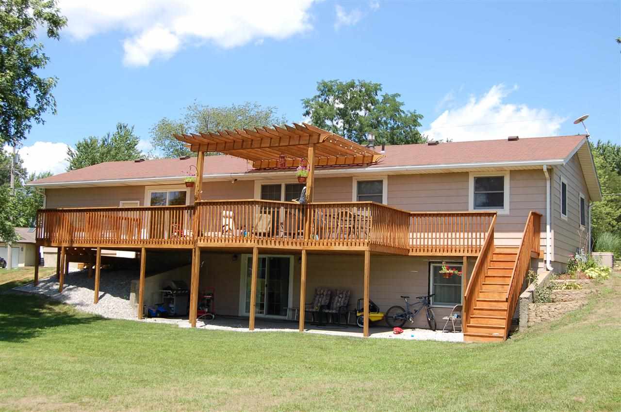 14120 Claire Ln, Middlebury, IN 46540 photo 3