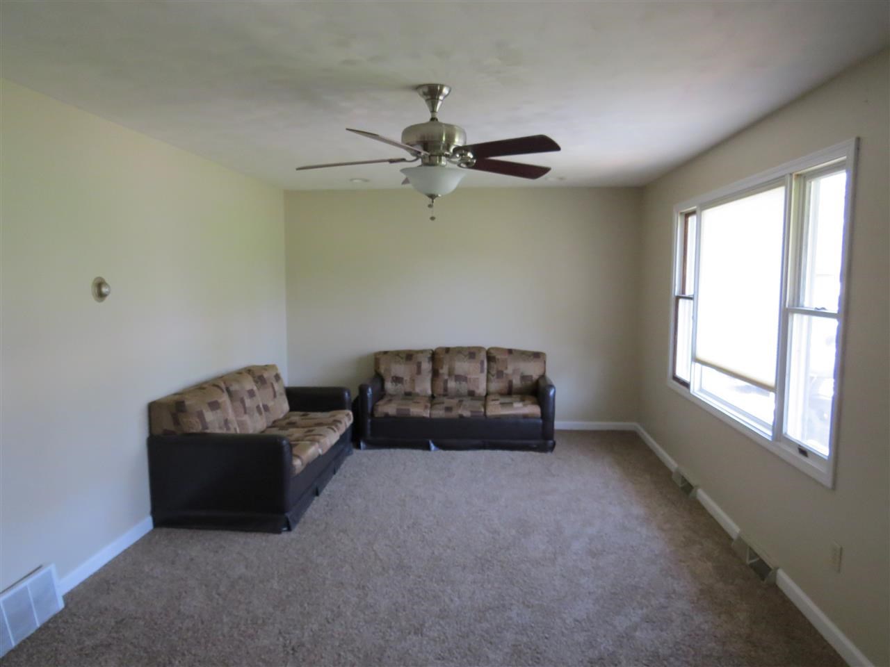 14120 Claire Ln, Middlebury, IN 46540 photo 6