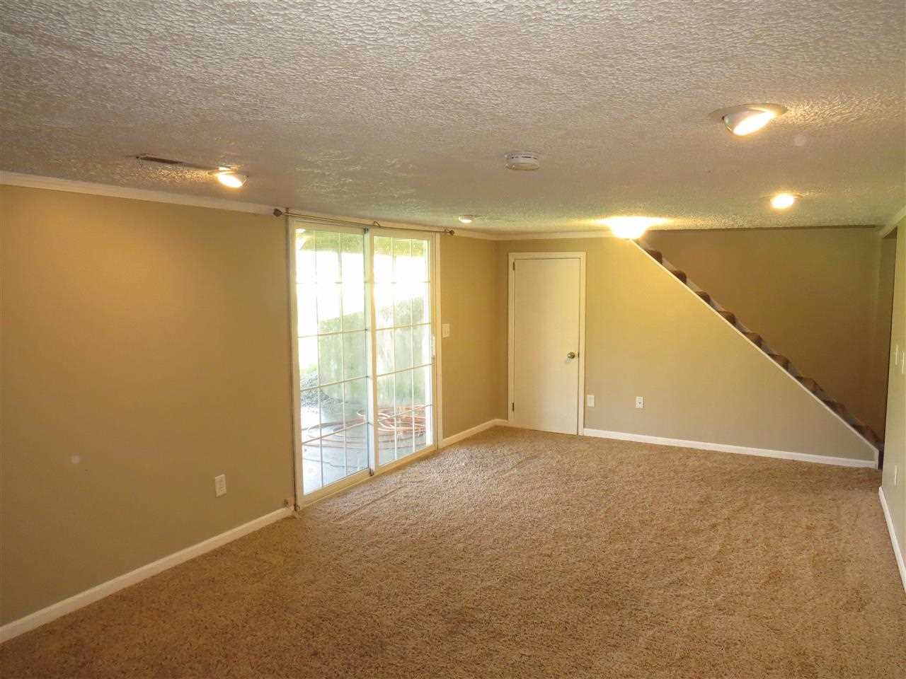 14120 Claire Ln, Middlebury, IN 46540 photo 10