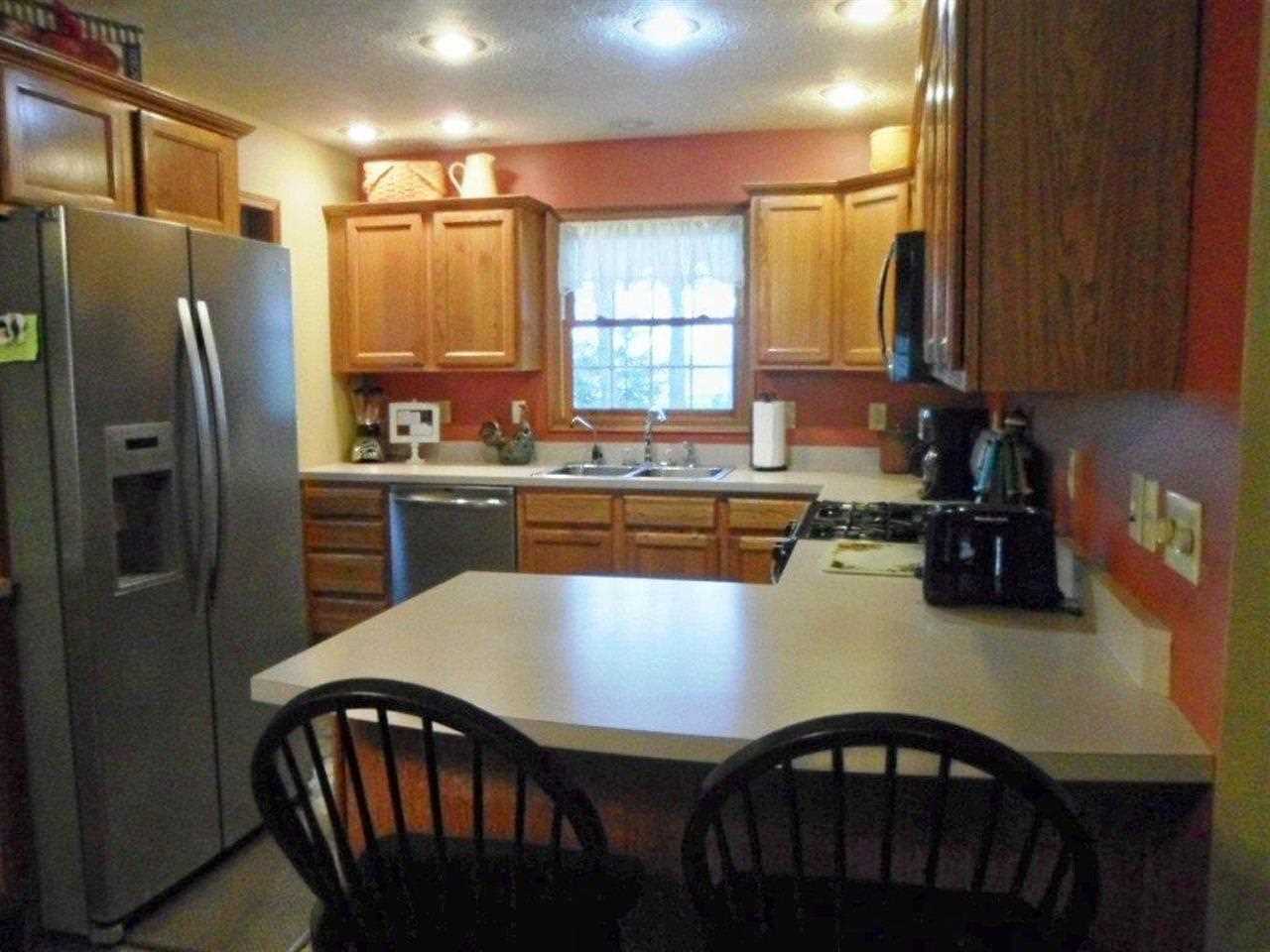 1774 Greyfeather Ln, Rochester, IN 46975 photo 4