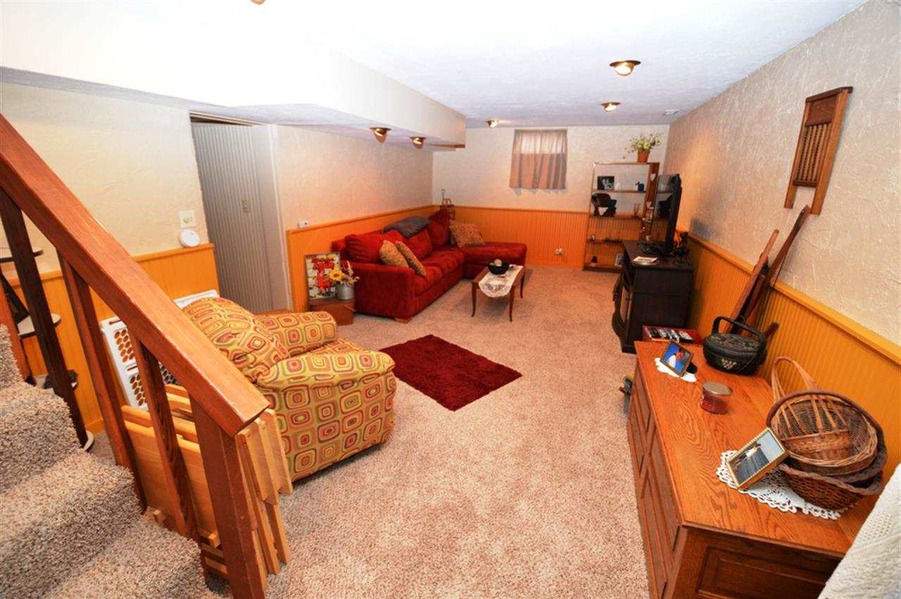 651 S Harrison St, Frankfort, IN 46041 photo 10