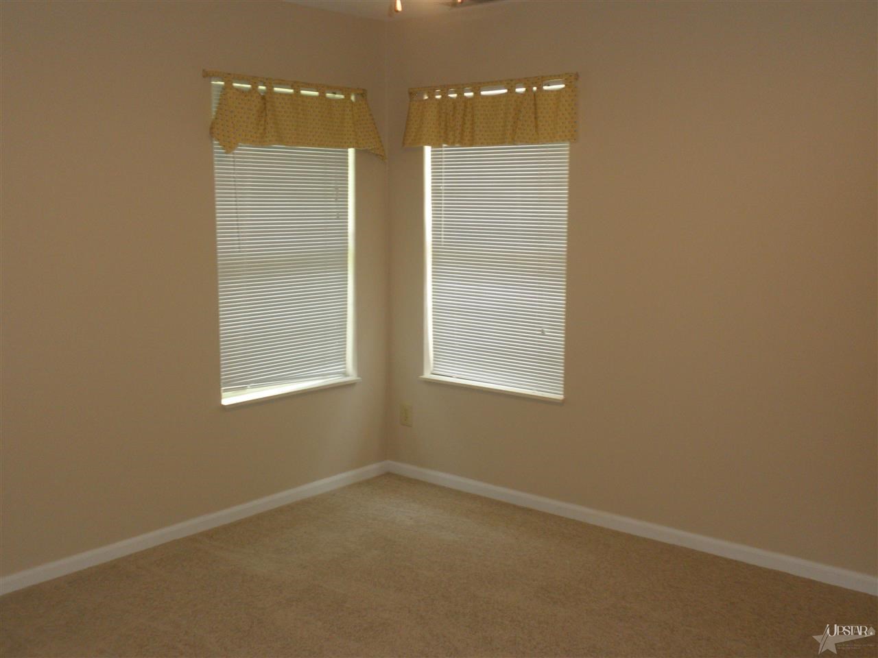5130 Coventry Ln, Fort Wayne, IN 46804 photo 10