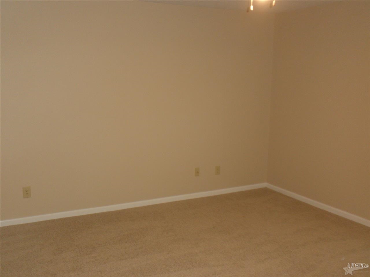 5130 Coventry Ln, Fort Wayne, IN 46804 photo 11