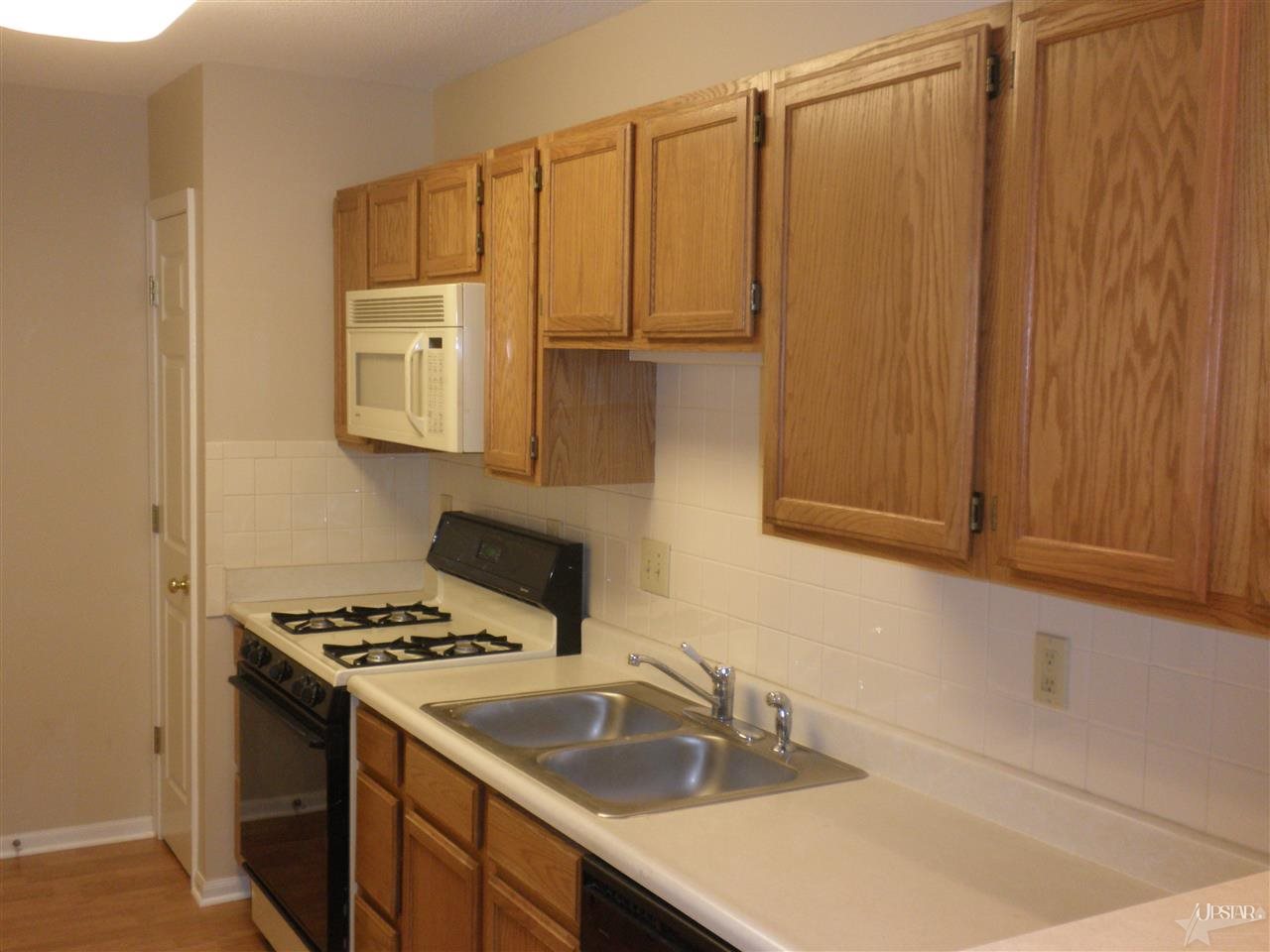 5130 Coventry Ln, Fort Wayne, IN 46804 photo 8