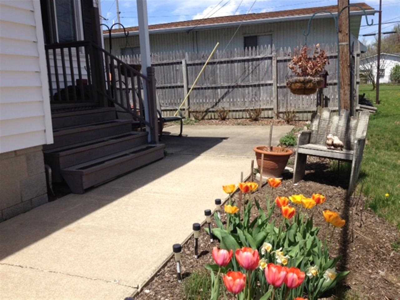 524 W Kem Rd, Marion, IN 46952 photo 3