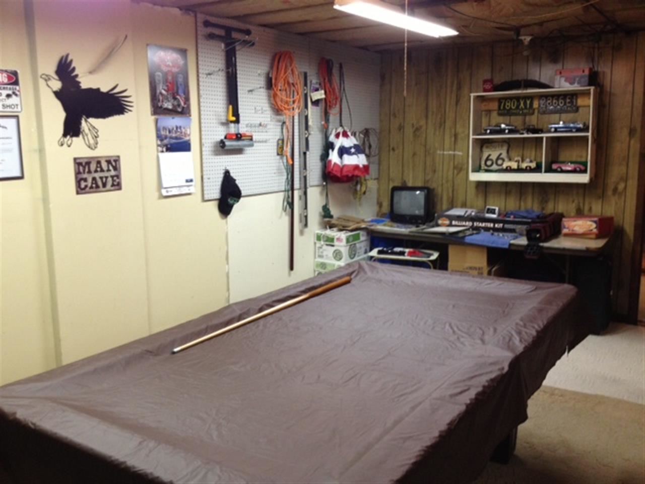 524 W Kem Rd, Marion, IN 46952 photo 18