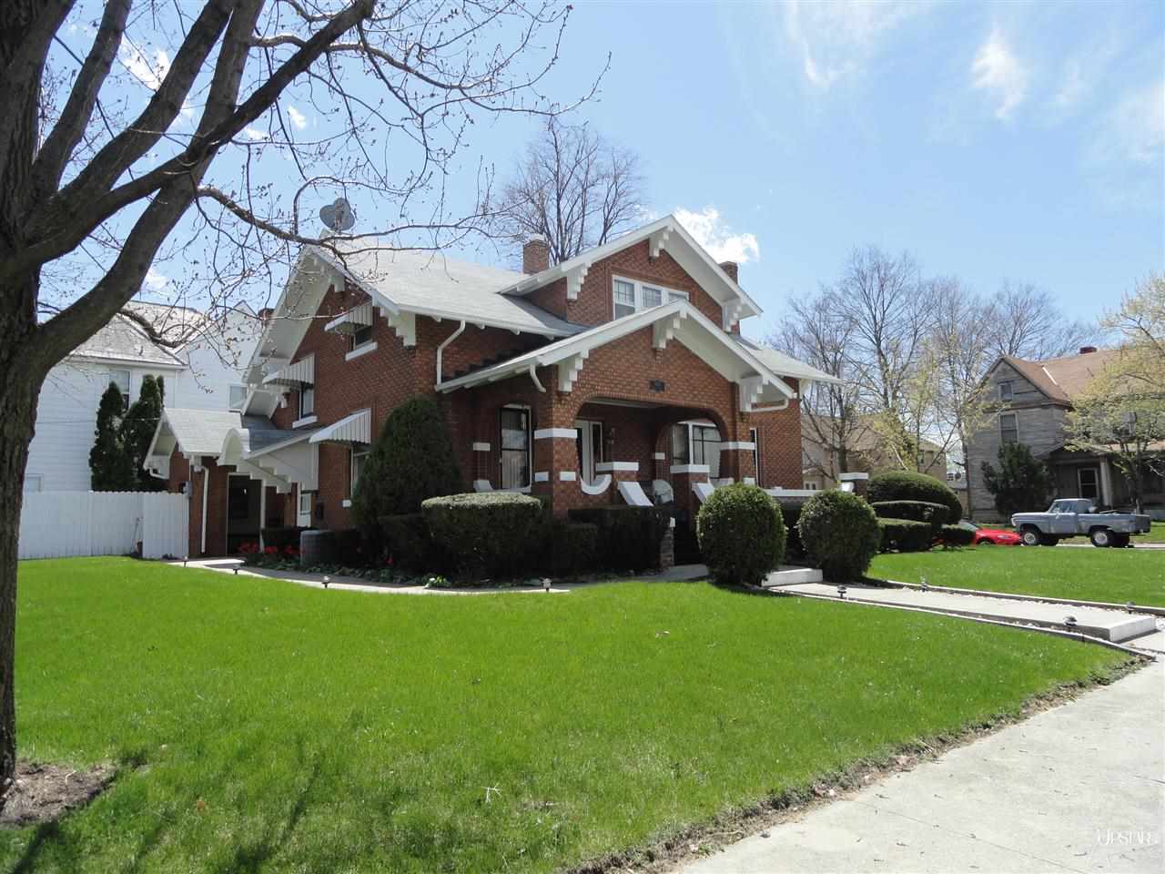 321 Jackson St, Decatur, IN 46733 photo 2