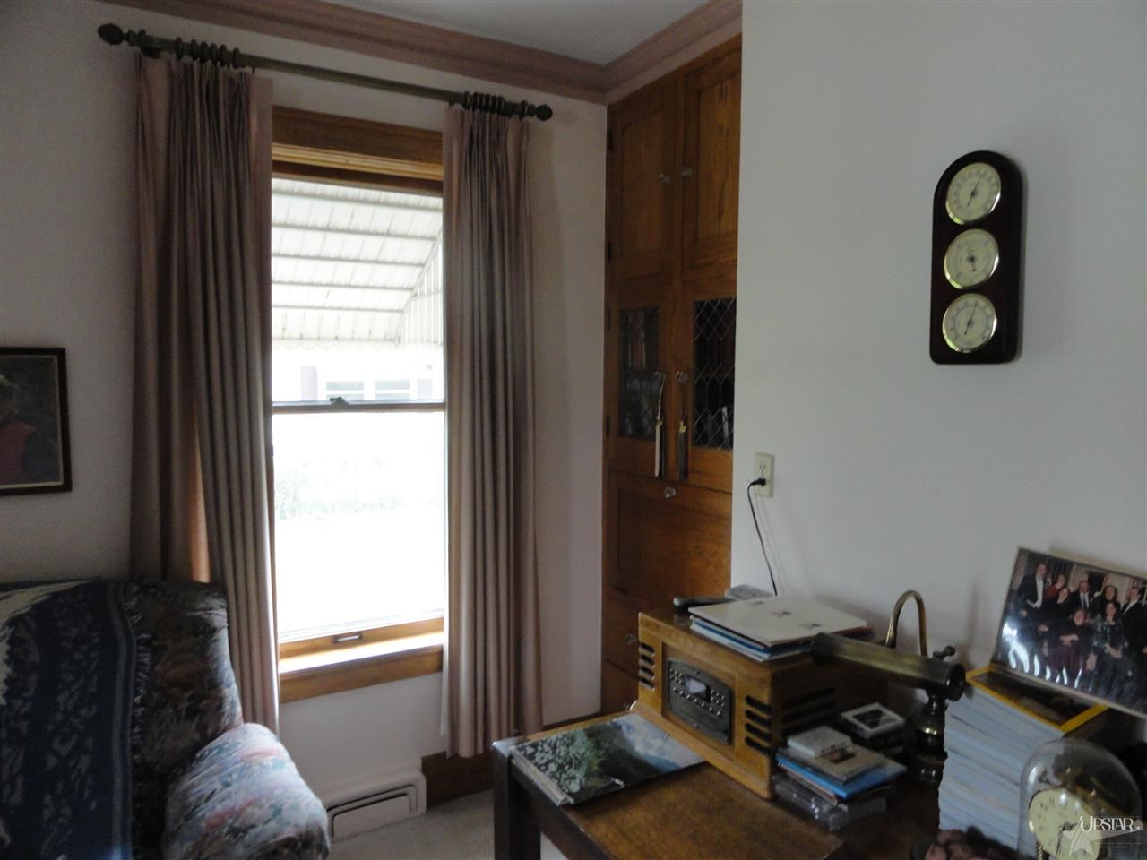 321 Jackson St, Decatur, IN 46733 photo 6
