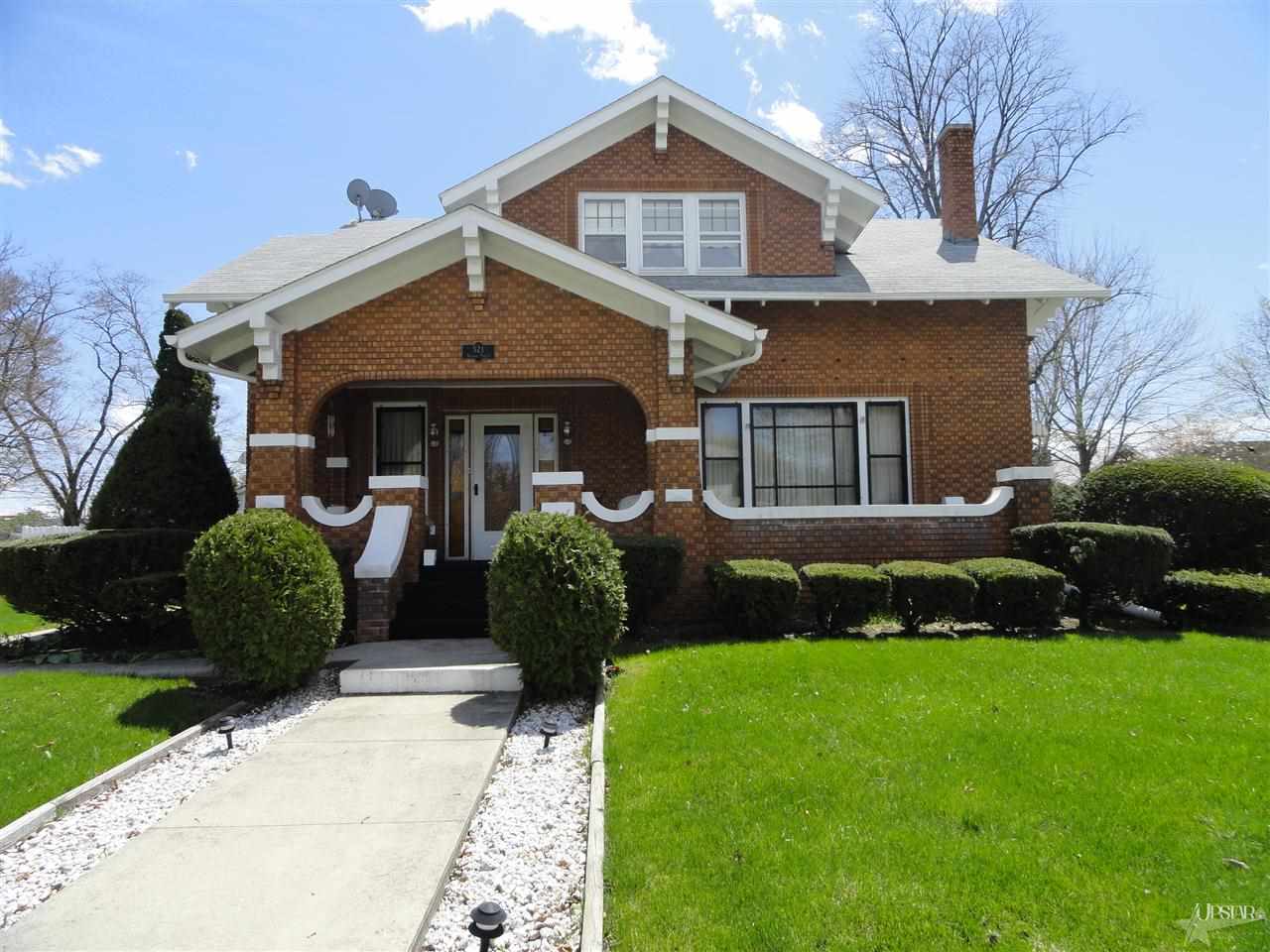 321 Jackson St, Decatur, IN 46733 photo 1