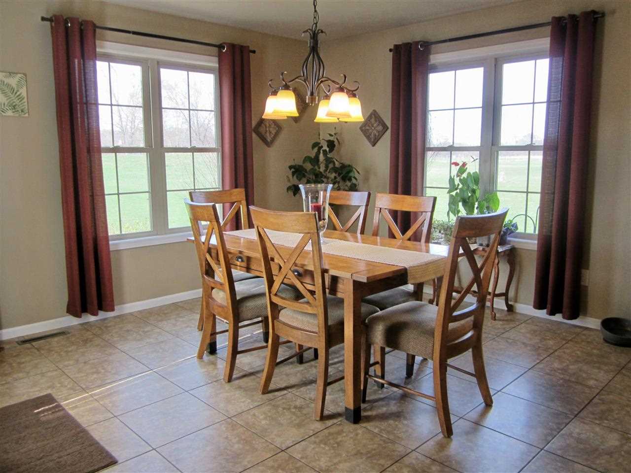 28685 Golden Pond Trl, Elkhart, IN 46514 photo 5