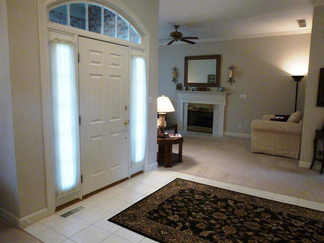6611 Oakshire Ct, Newburgh, IN 47630 photo 4
