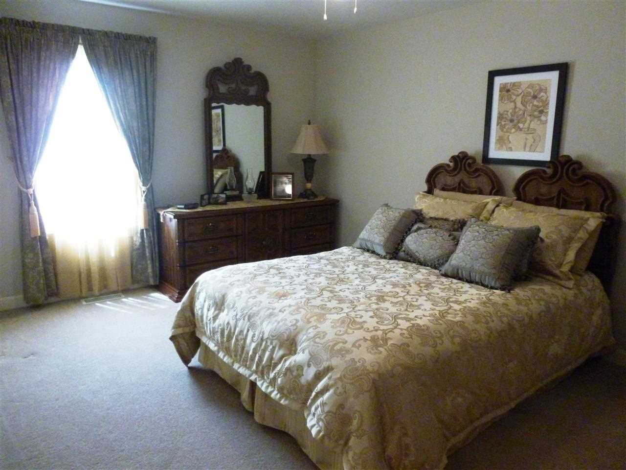 6611 Oakshire Ct, Newburgh, IN 47630 photo 22