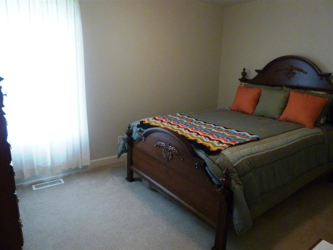 6611 Oakshire Ct, Newburgh, IN 47630 photo 19