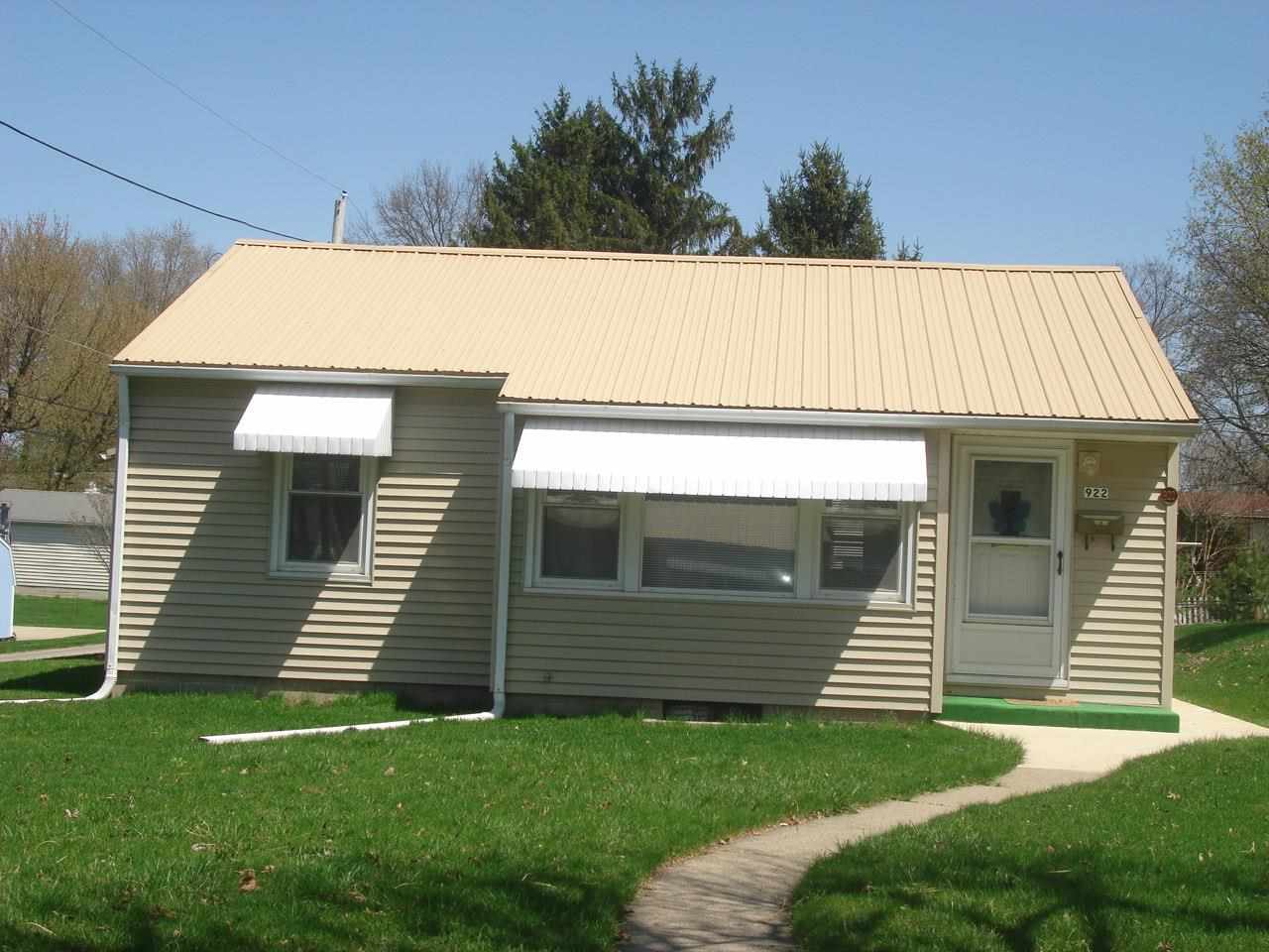 922 22nd St, Logansport, IN 46947 photo 1