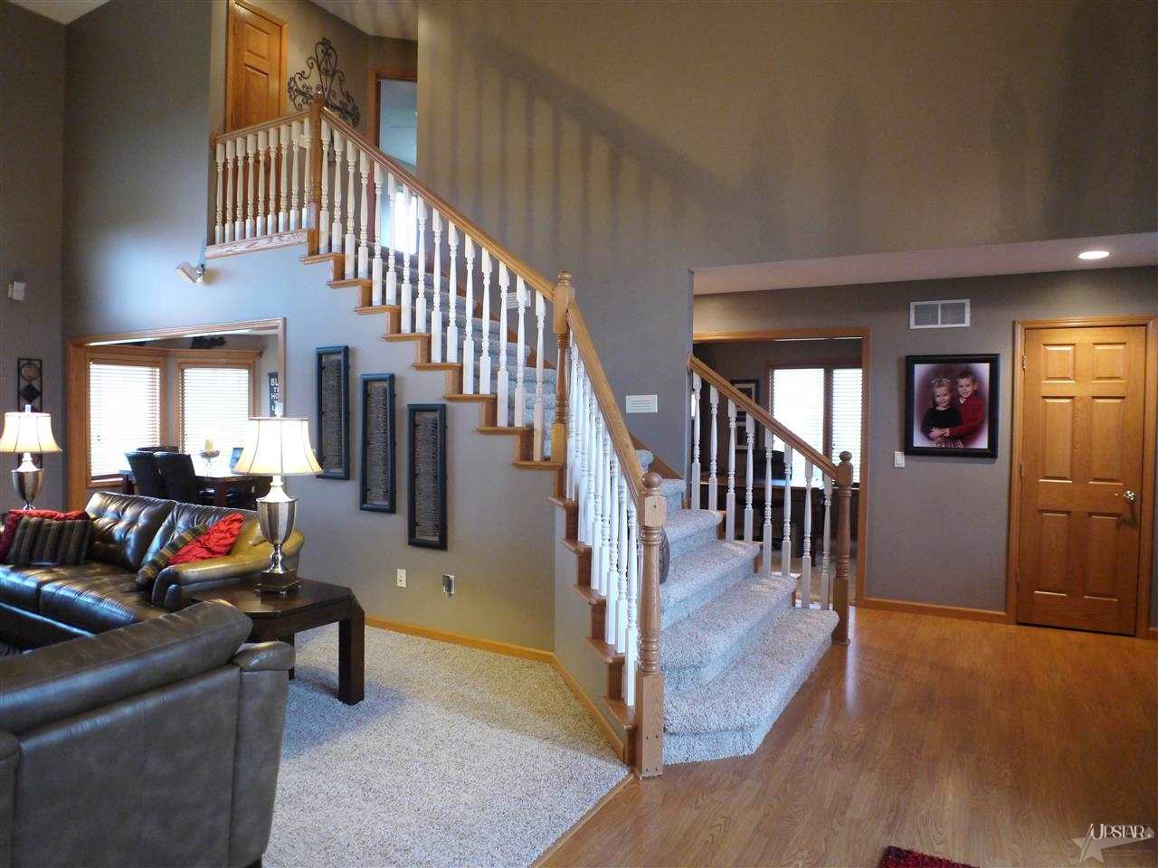 12313 Golden Harvest Dr, Fort Wayne, IN 46845 photo 4
