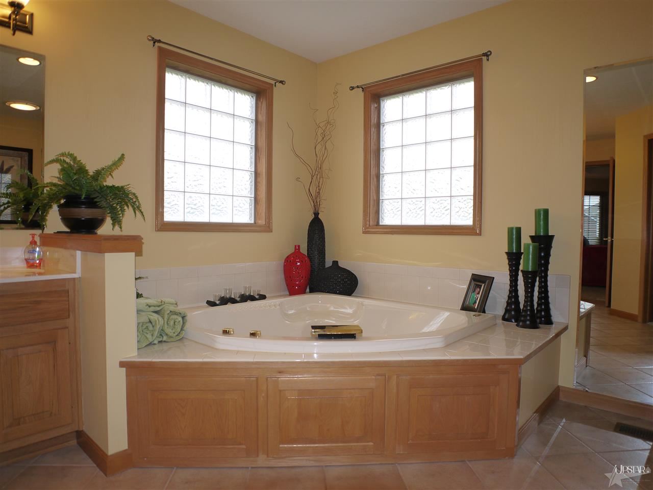 12313 Golden Harvest Dr, Fort Wayne, IN 46845 photo 14