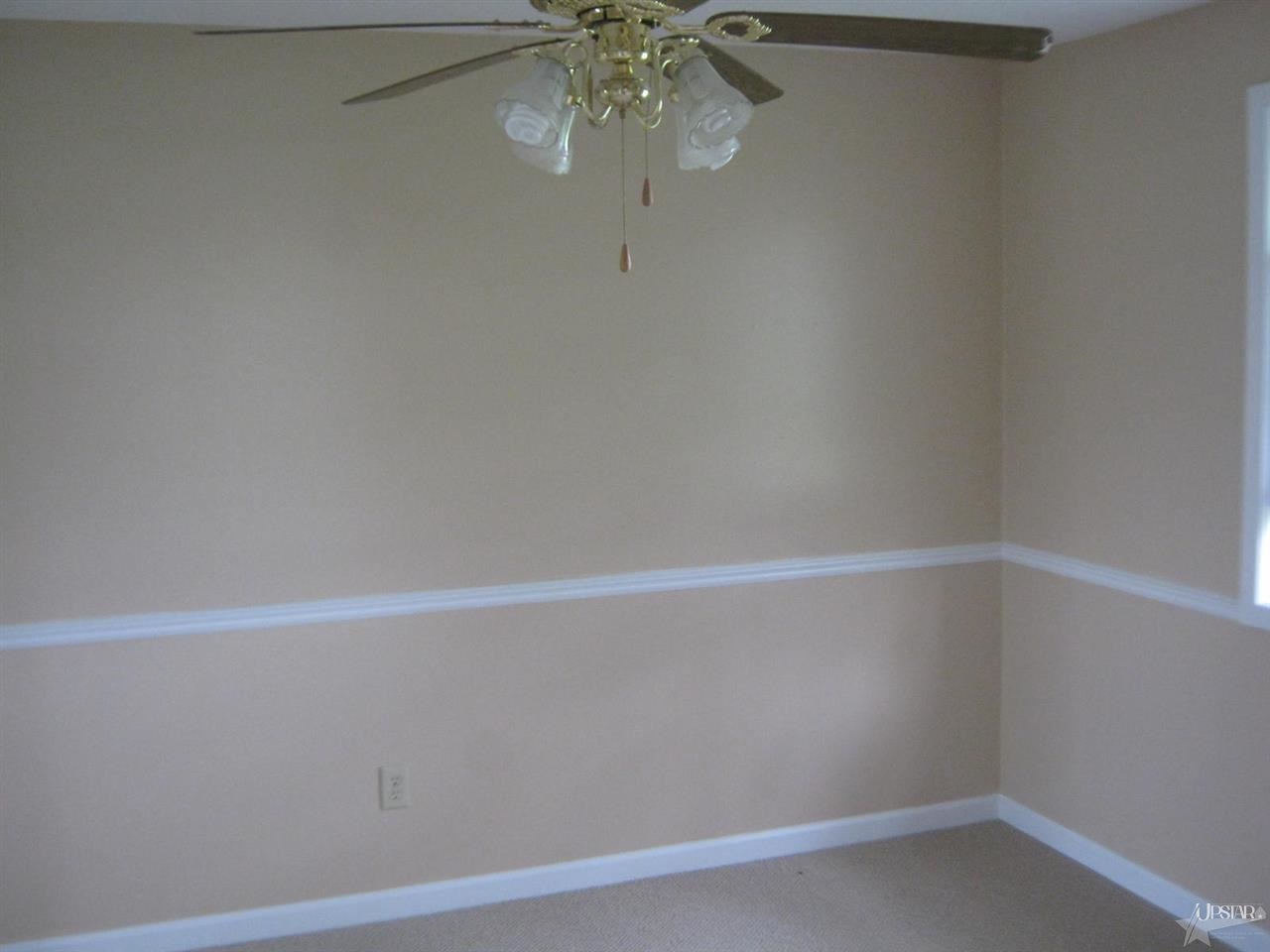 133 Hickory Knoll Dr, Bluffton, IN 46714 photo 3