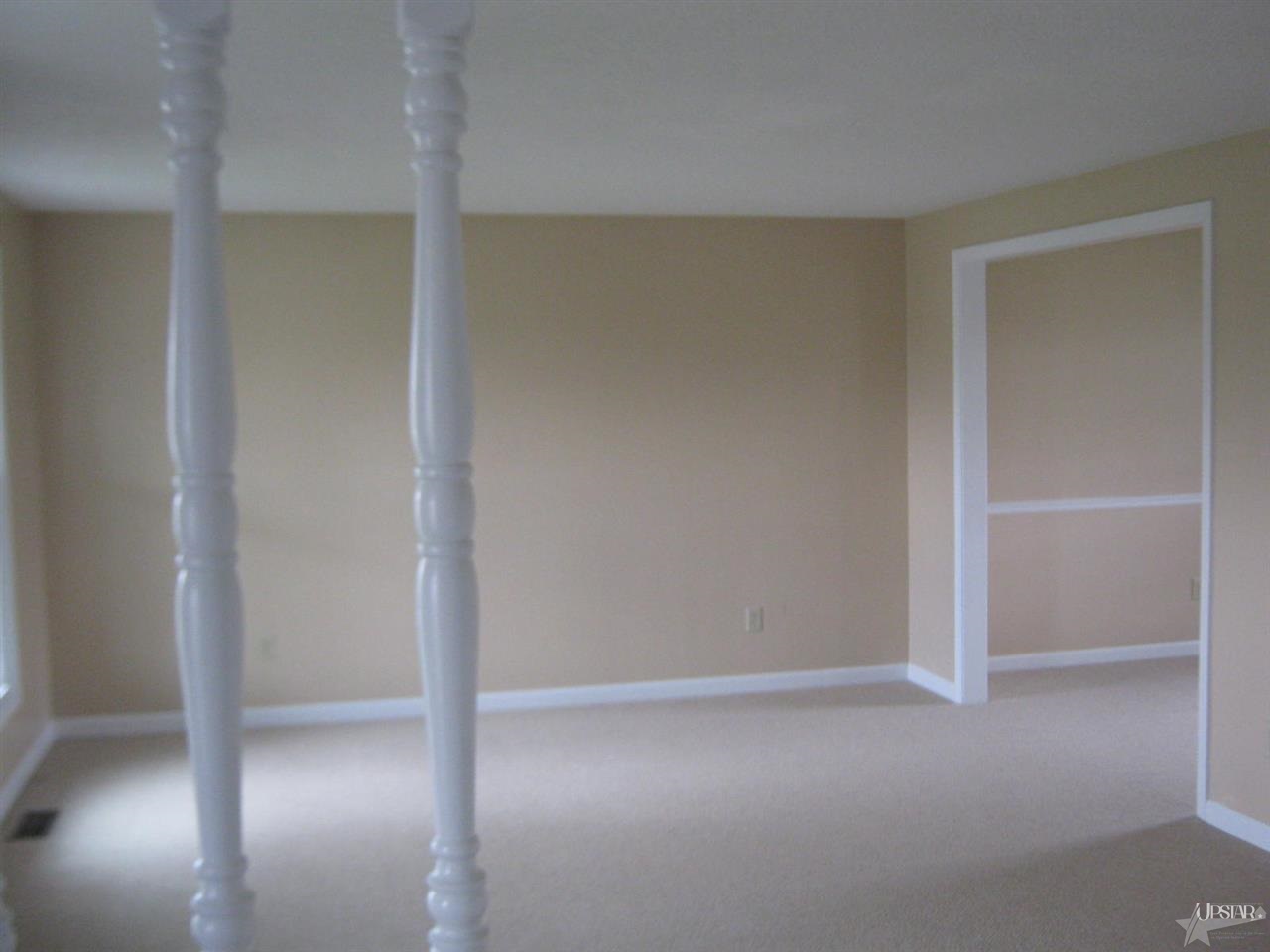 133 Hickory Knoll Dr, Bluffton, IN 46714 photo 2