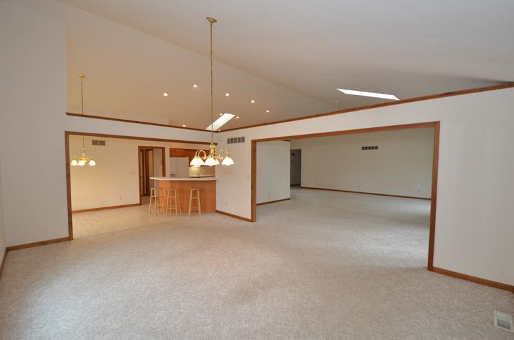 53232 Holly Fern Ct, South Bend, IN 46637 photo 3