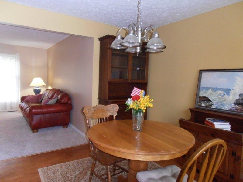 3325 Rolling Oak Dr, Bloomington, IN 47401 photo 12