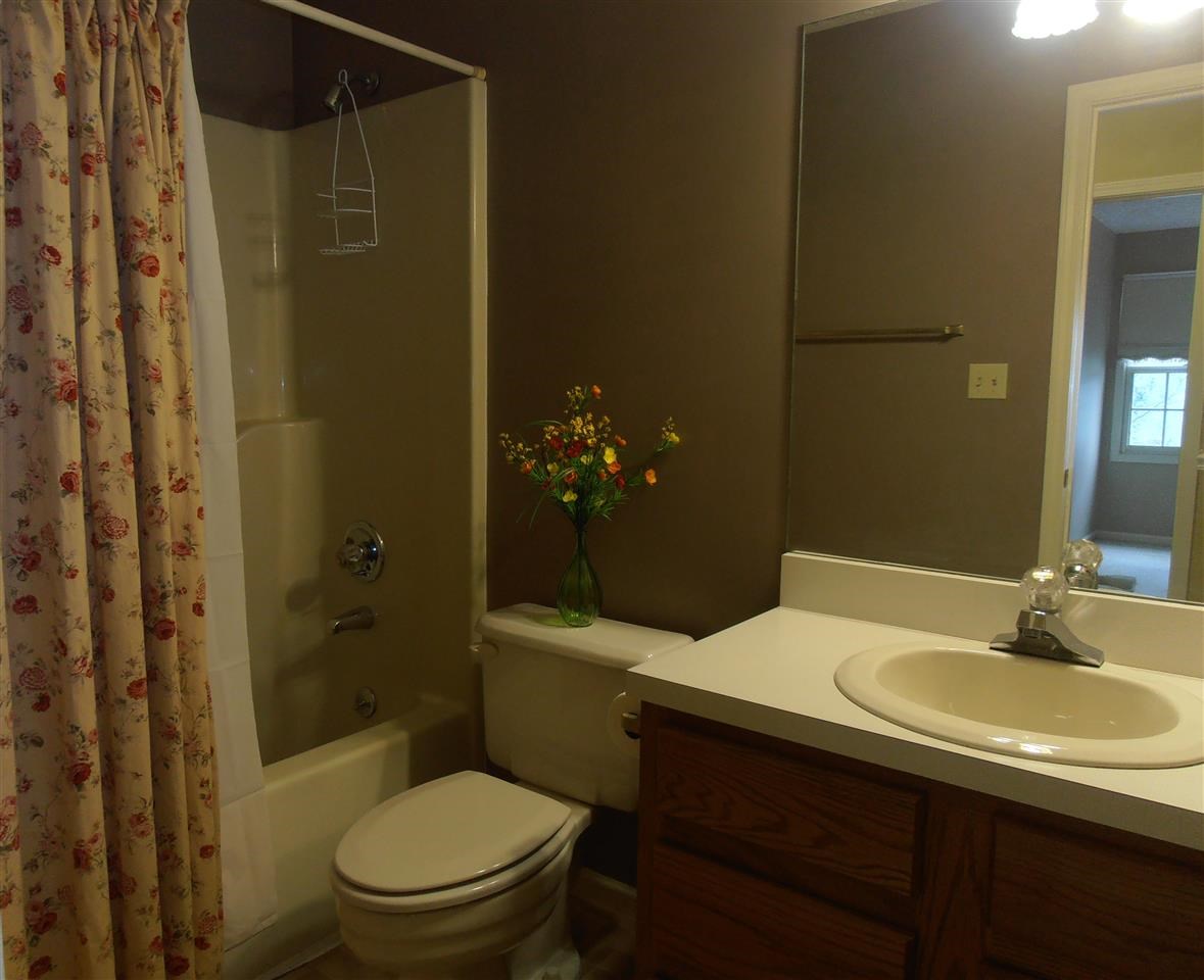 3325 Rolling Oak Dr, Bloomington, IN 47401 photo 19