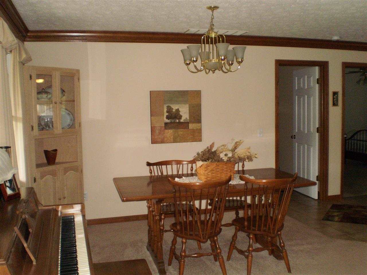 2815 E Lilac Ct, Bloomington, IN 47401 photo 4