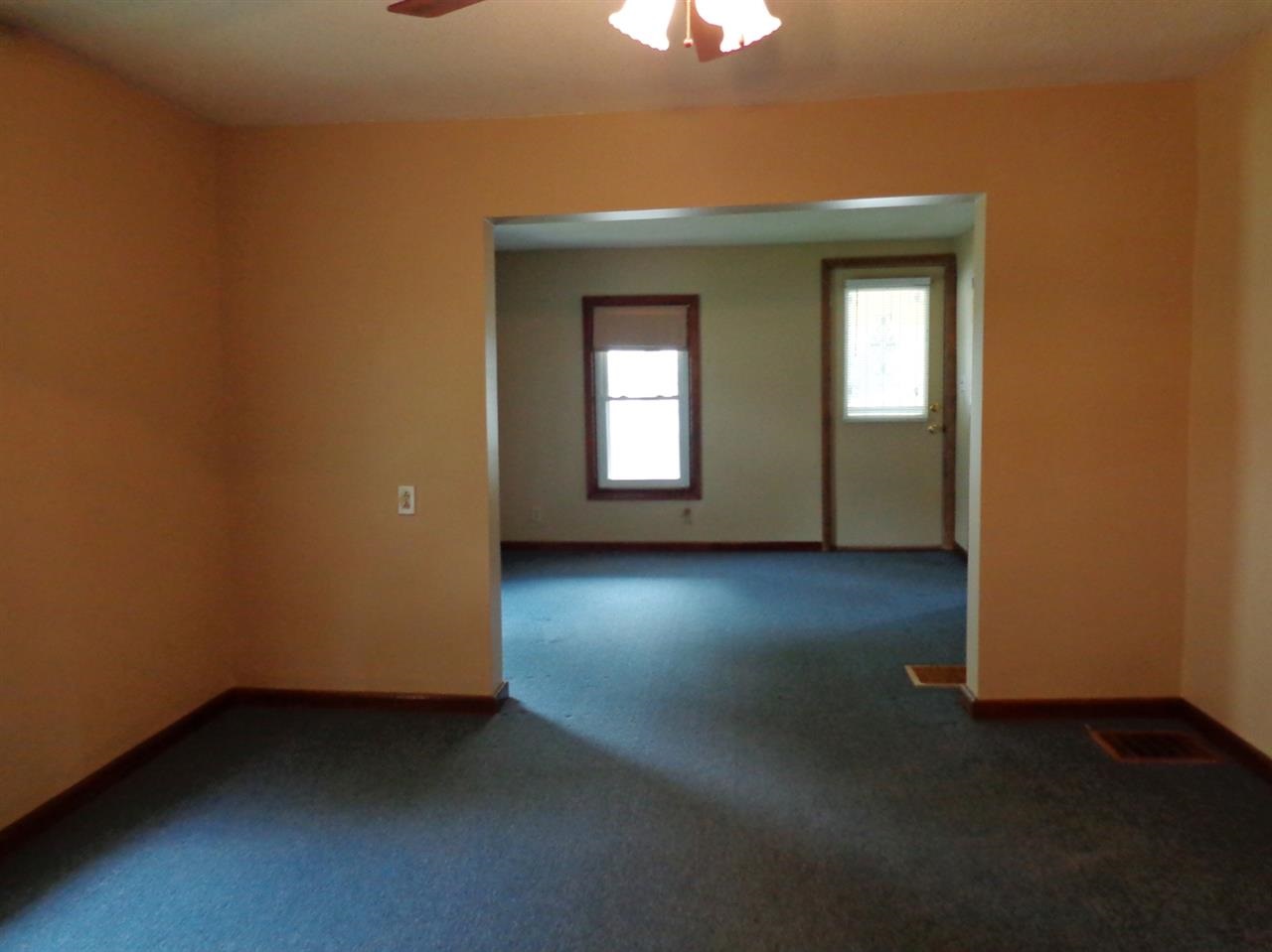 1909 S Bell St, Kokomo, IN 46902 photo 4