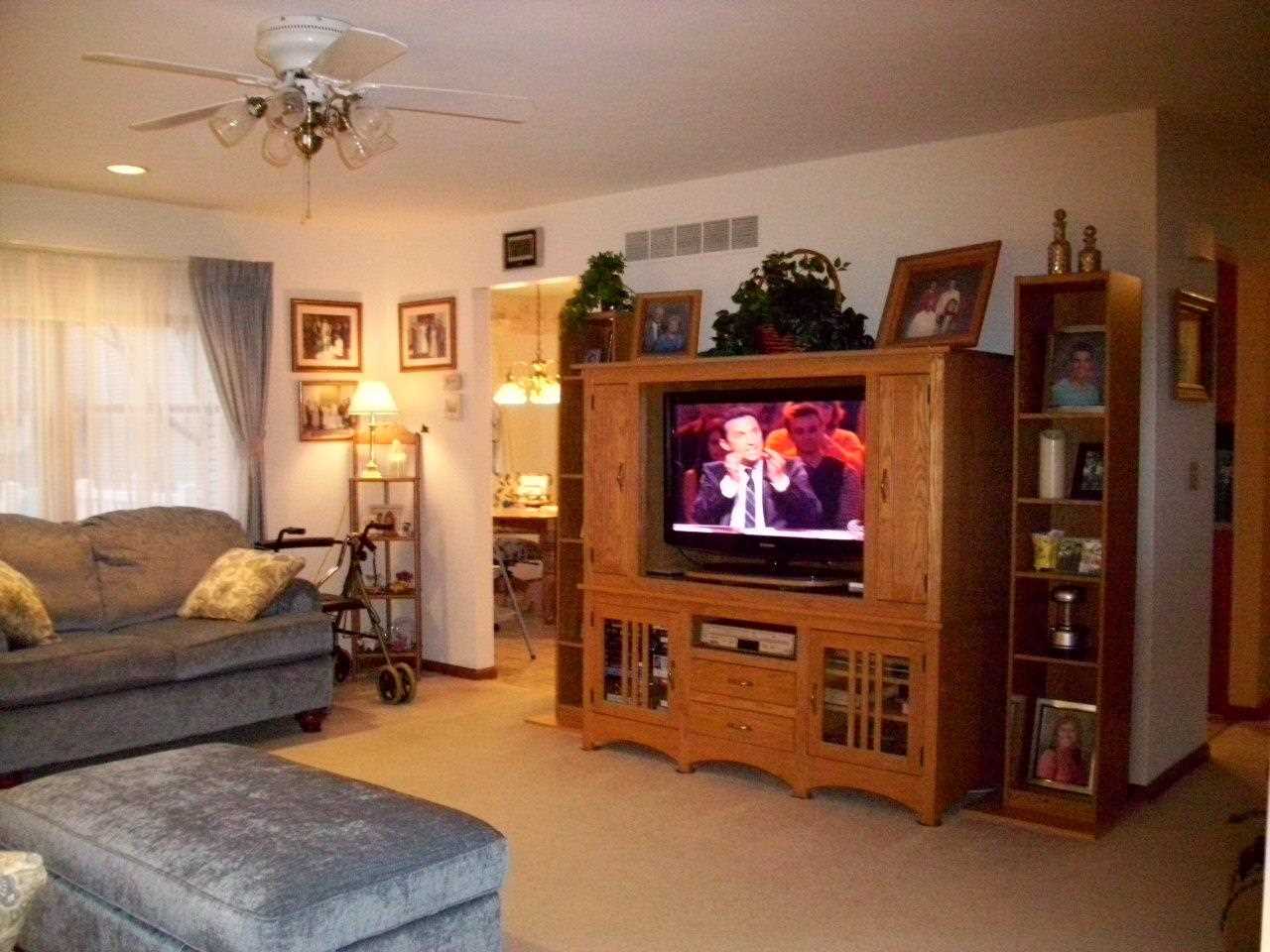 3205 Village Ct, Goshen, IN 46528 photo 4