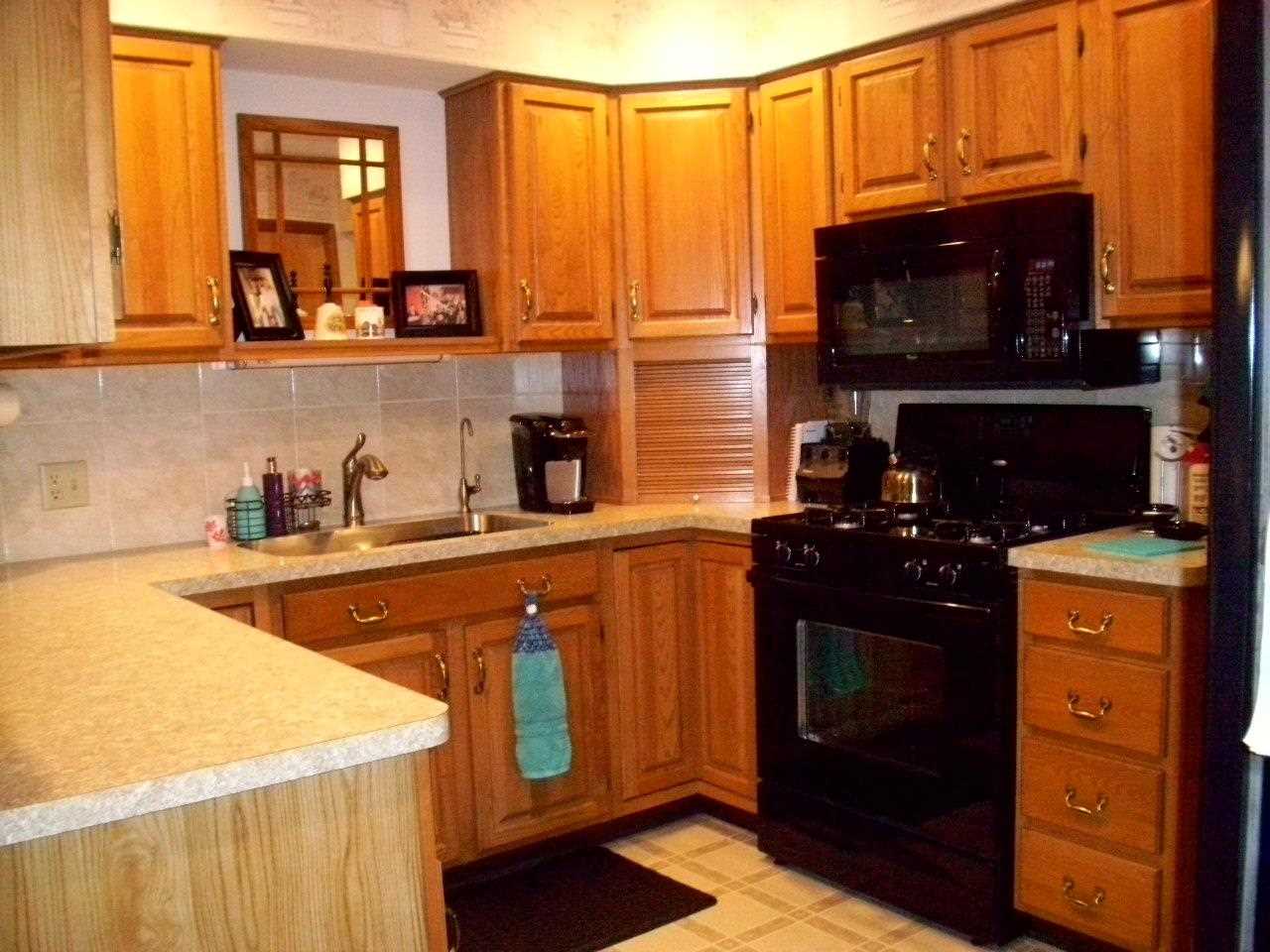3205 Village Ct, Goshen, IN 46528 photo 6