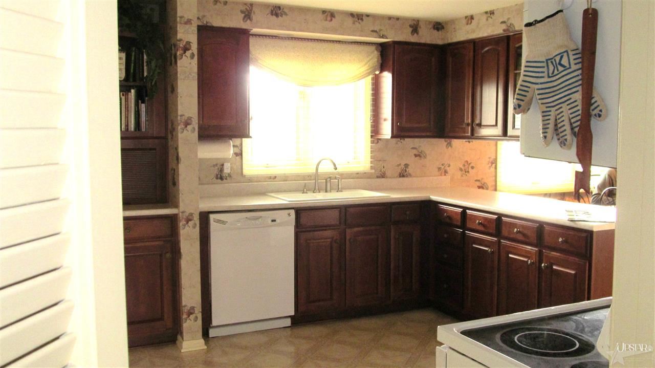 3617 Delray Dr, Fort Wayne, IN 46815 photo 8
