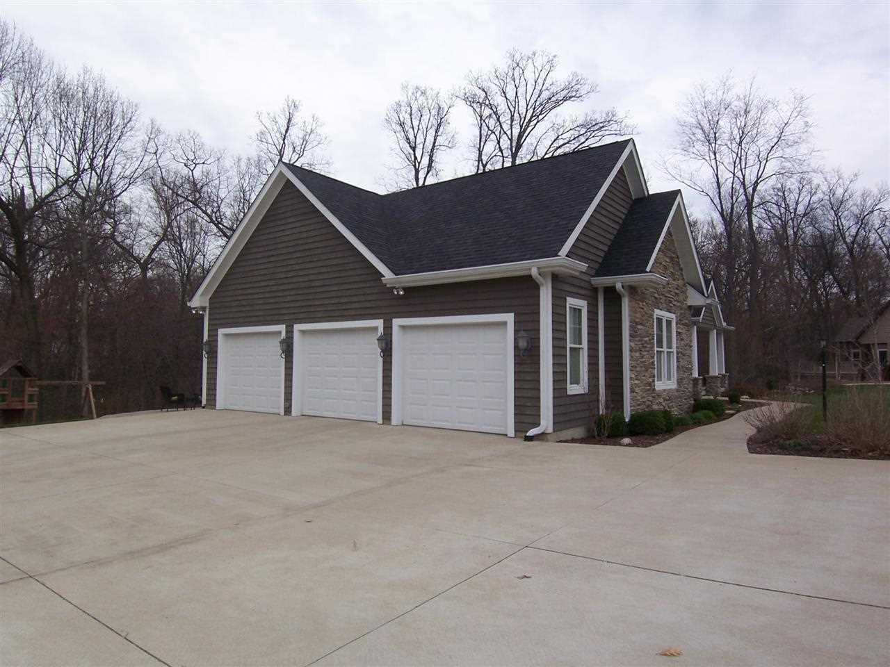 21737 Joy Ct, South Bend, IN 46628 photo 30