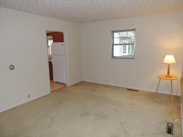 1000 Delphi Ave, Frankfort, IN 46041 photo 2
