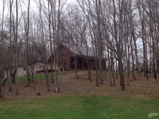 2285 N River Rd W, Albion, IN 46701 photo 1