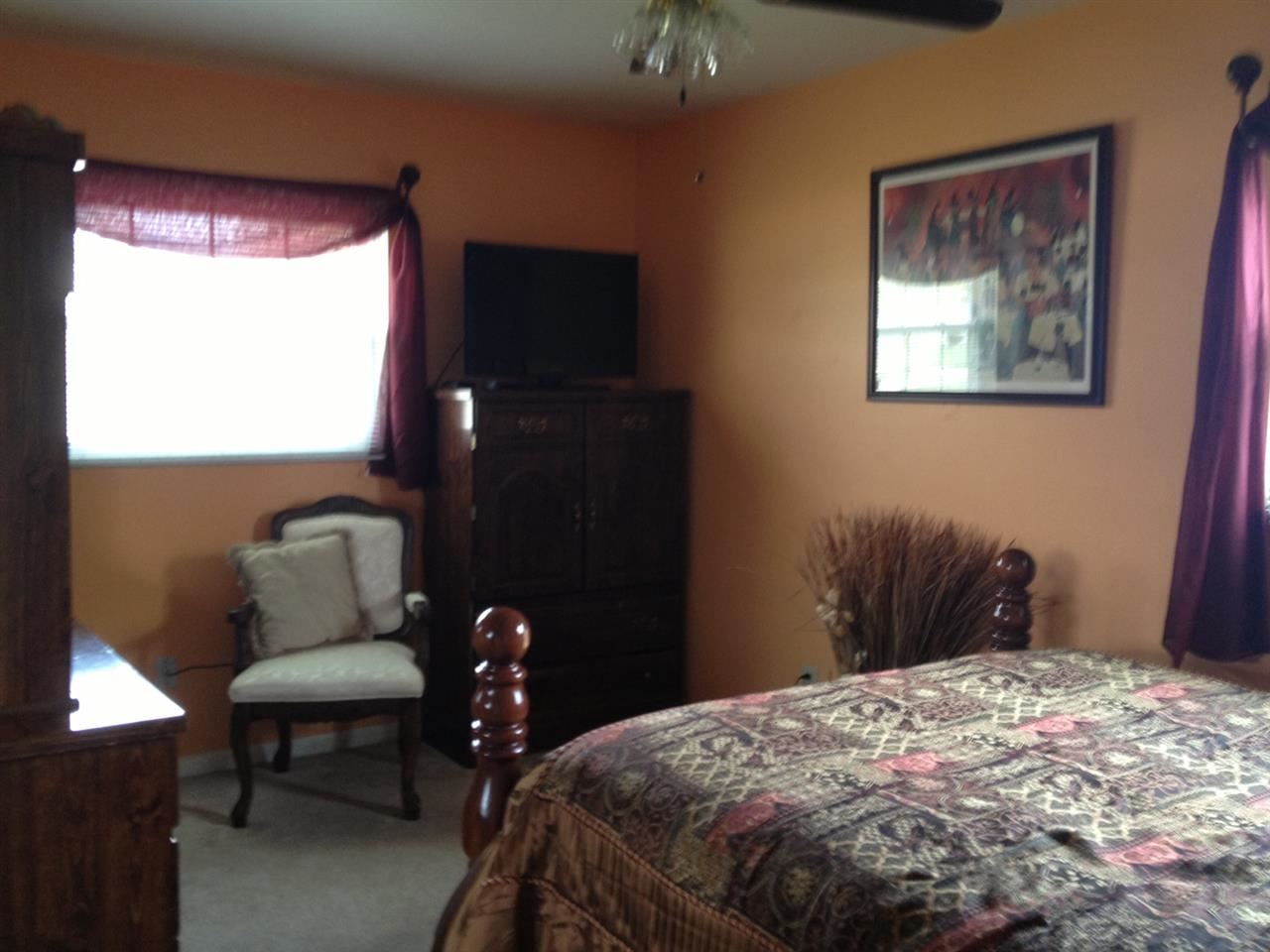 4715 Wellington Dr, Fort Wayne, IN 46806 photo 4