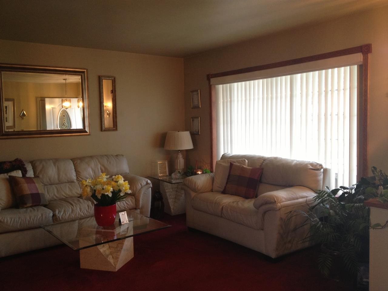 4715 Wellington Dr, Fort Wayne, IN 46806 photo 2