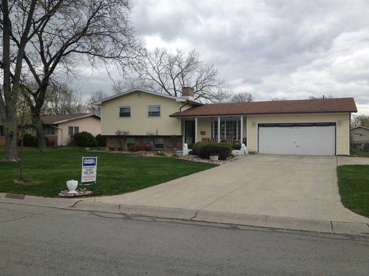 4715 Wellington Dr, Fort Wayne, IN 46806 photo 1
