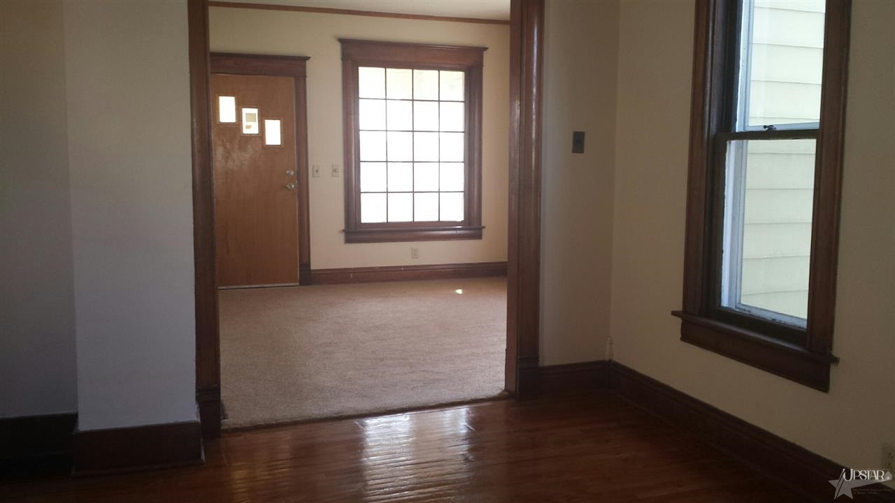 310 S Walsh St, Garrett, IN 46738 photo 10