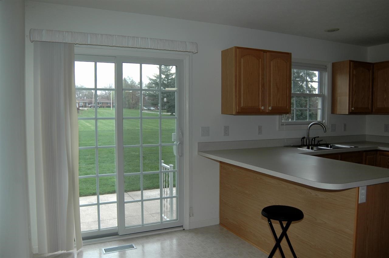 5583 Place Dr, South Bend, IN 46614 photo 10