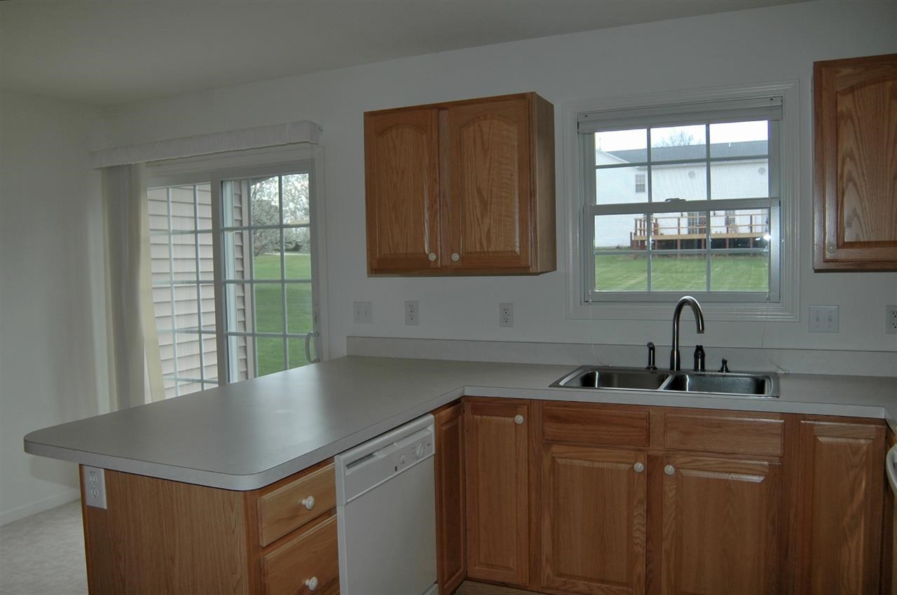 5583 Place Dr, South Bend, IN 46614 photo 7