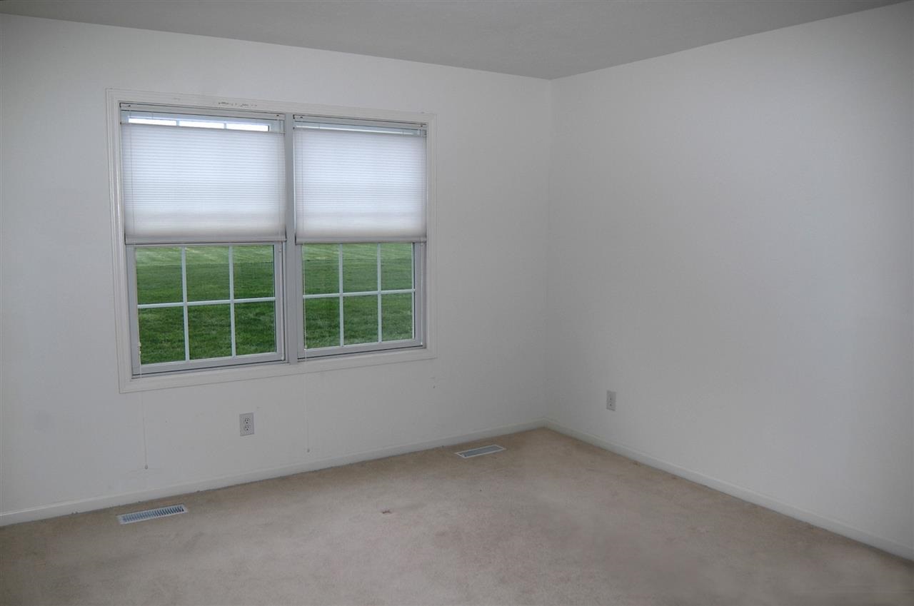 5583 Place Dr, South Bend, IN 46614 photo 13
