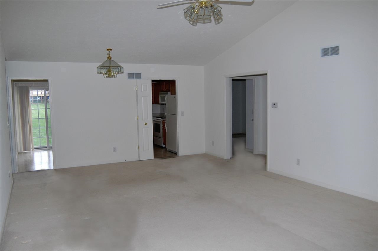5583 Place Dr, South Bend, IN 46614 photo 6