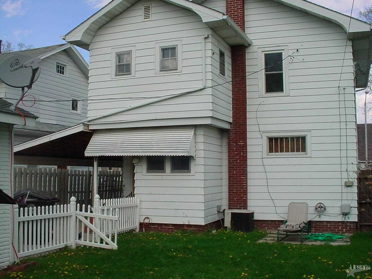 3306 S Harrison St, Fort Wayne, IN 46807 photo 2